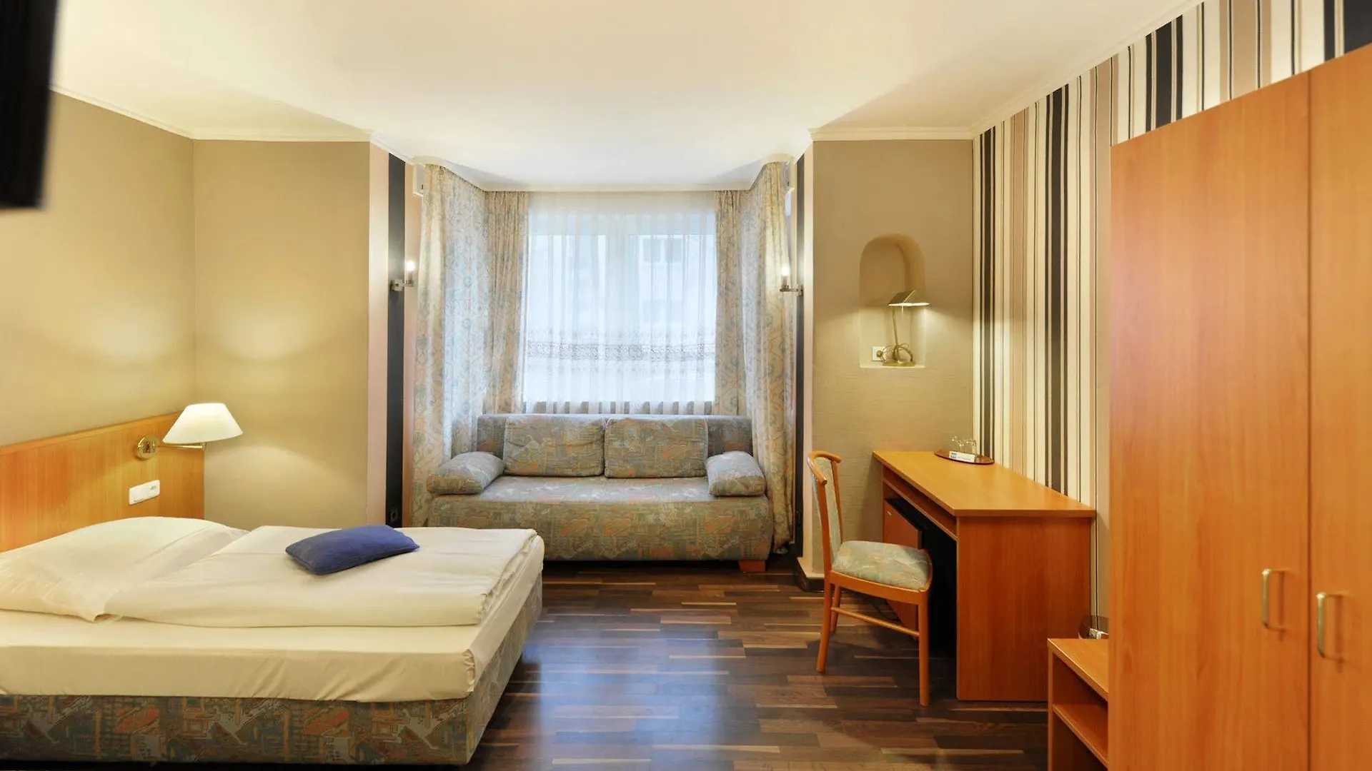 Fair Hotel Villa Diana Франкфурт-на-Майне Гостевой дом